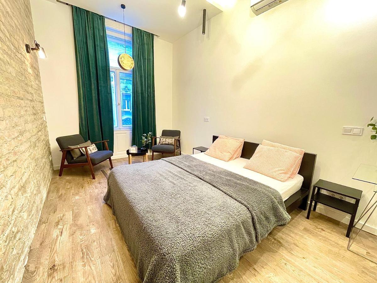 Dream Romance Residency - Finnish Sauna Budapest Esterno foto